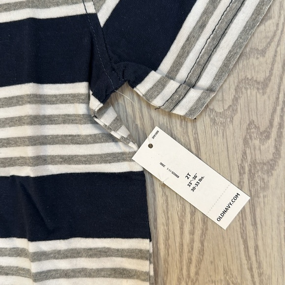 💙 2 NWT Old Navy boys polo shirts 2T navy blue gray white orange stripe bundle - Picture 5 of 13